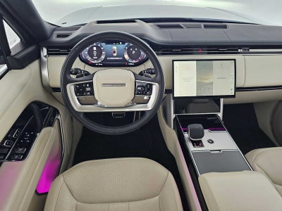 2025 Land Rover Range Rover SE