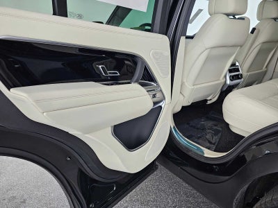 2026 Land Rover Range Rover SE