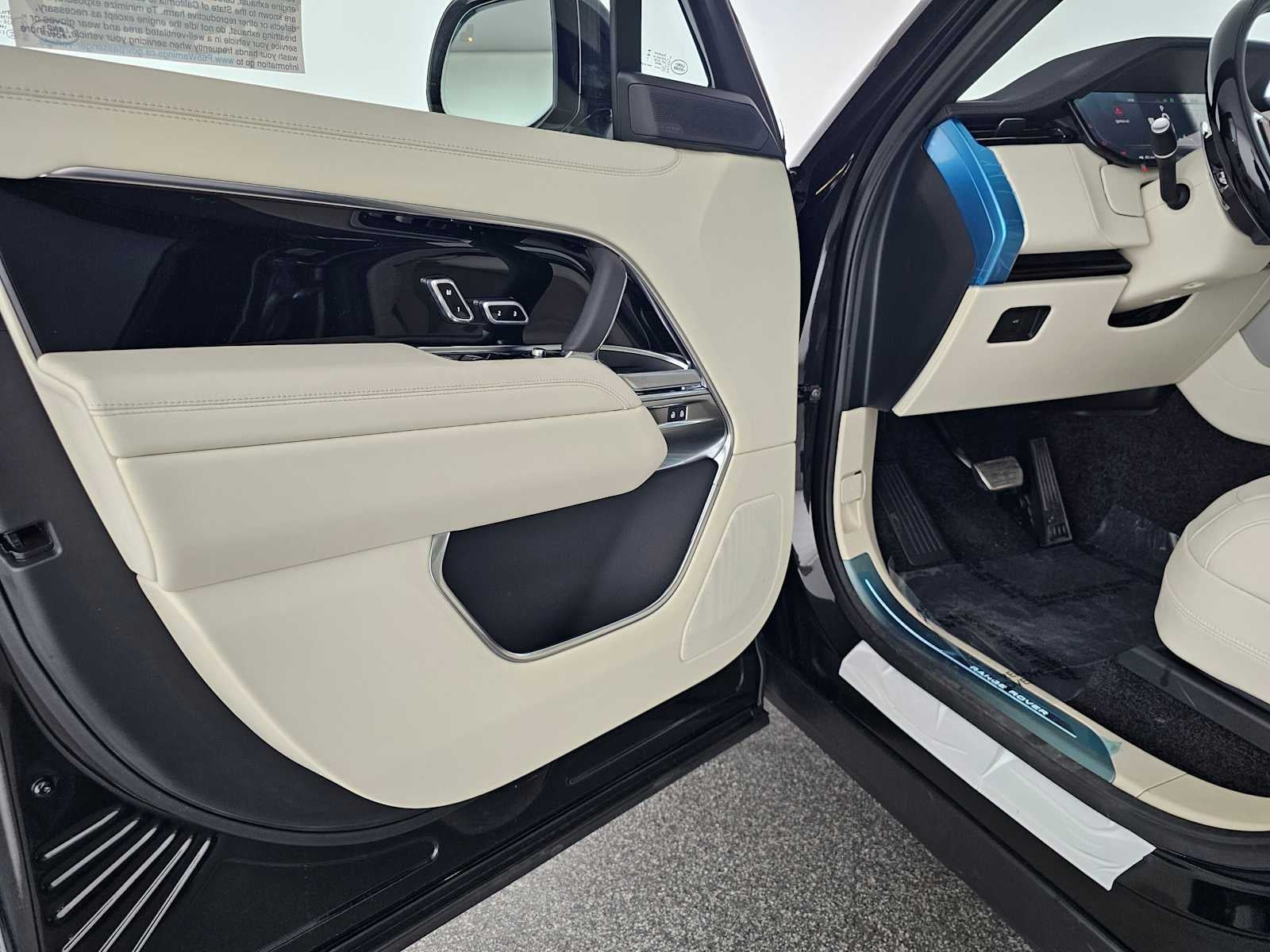 2026 Land Rover Range Rover SE