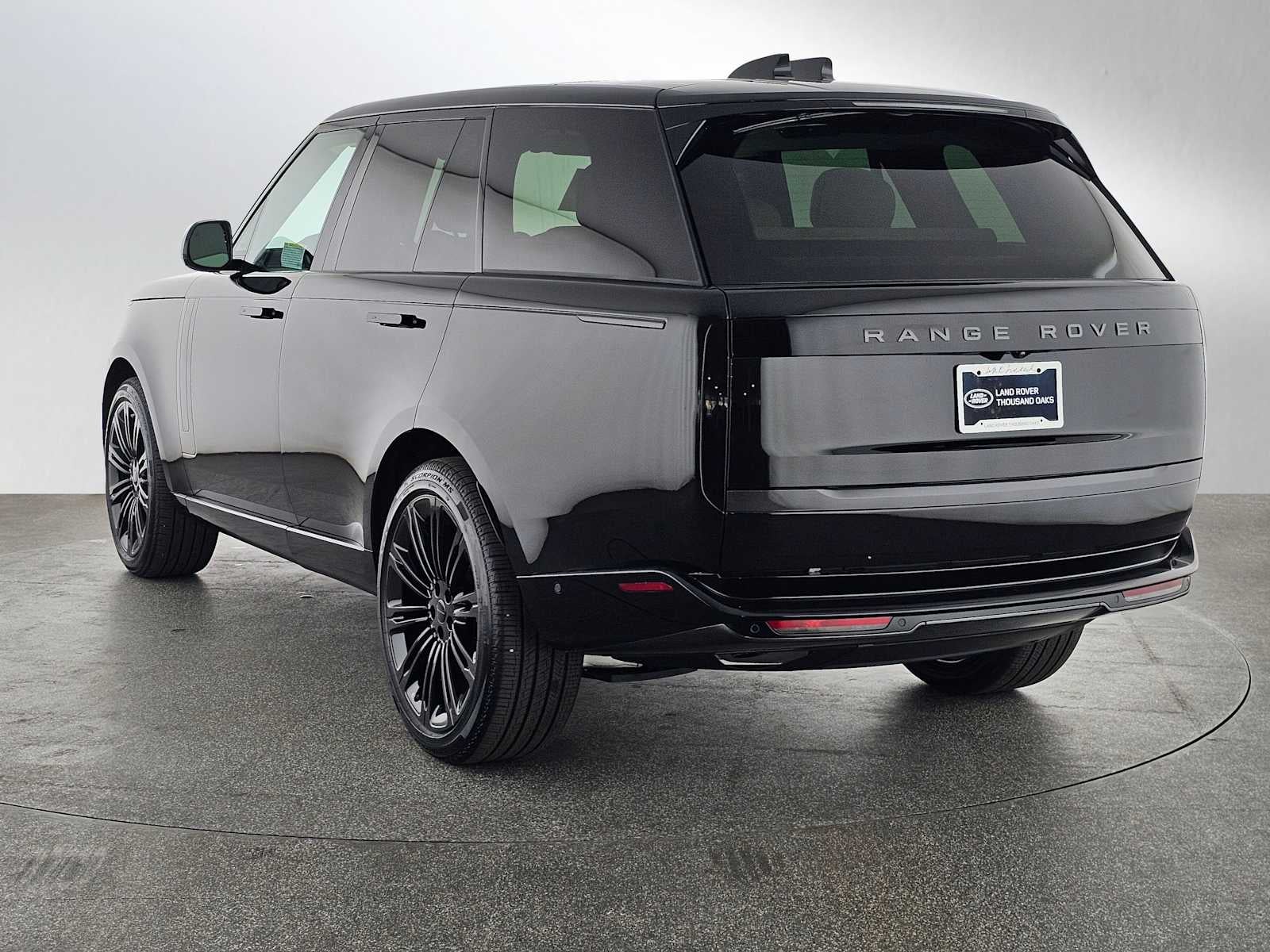 2026 Land Rover Range Rover SE