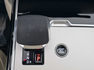 2026 Land Rover Range Rover SE