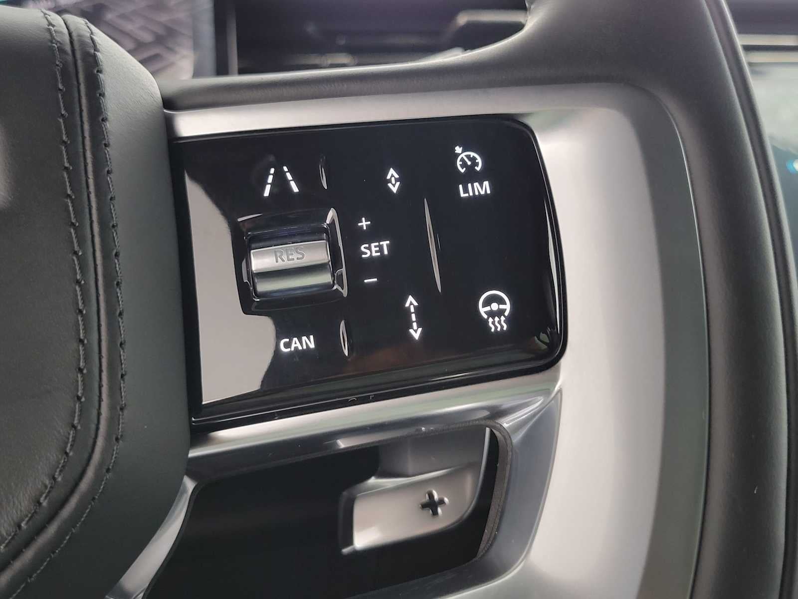 2026 Land Rover Range Rover SE