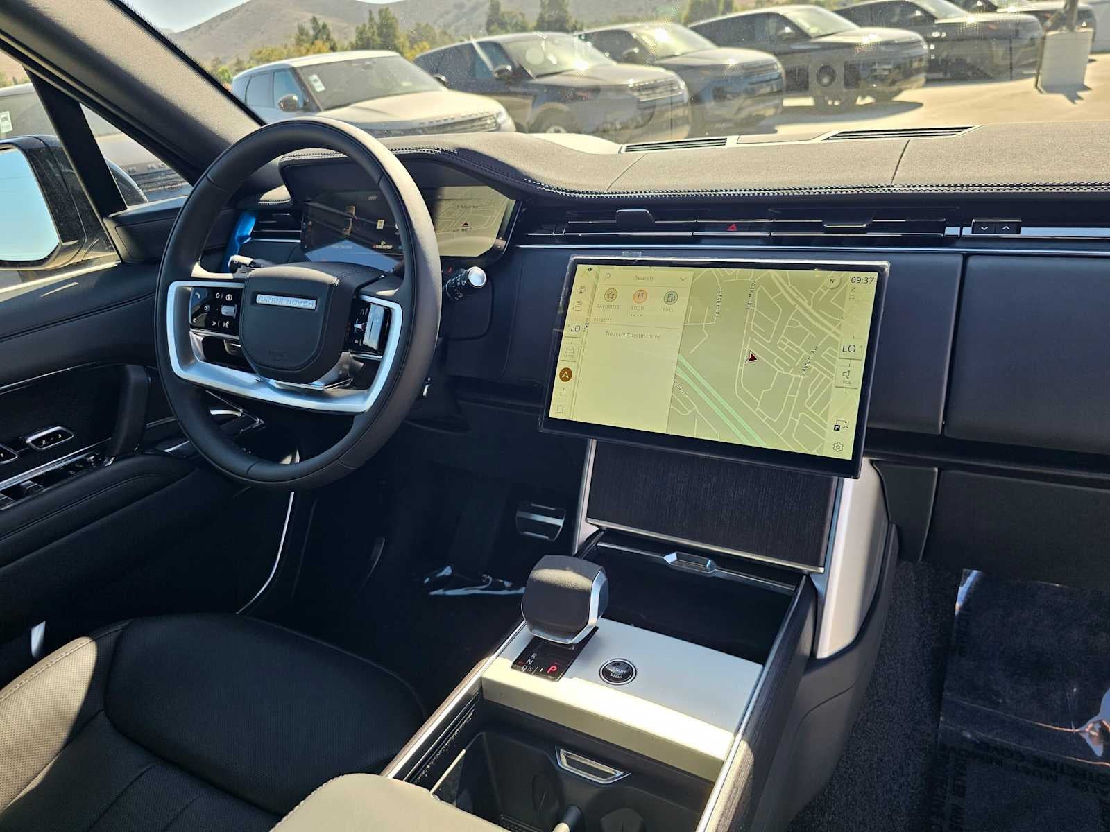 2026 Land Rover Range Rover SE