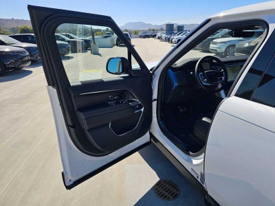2026 Land Rover Range Rover SE