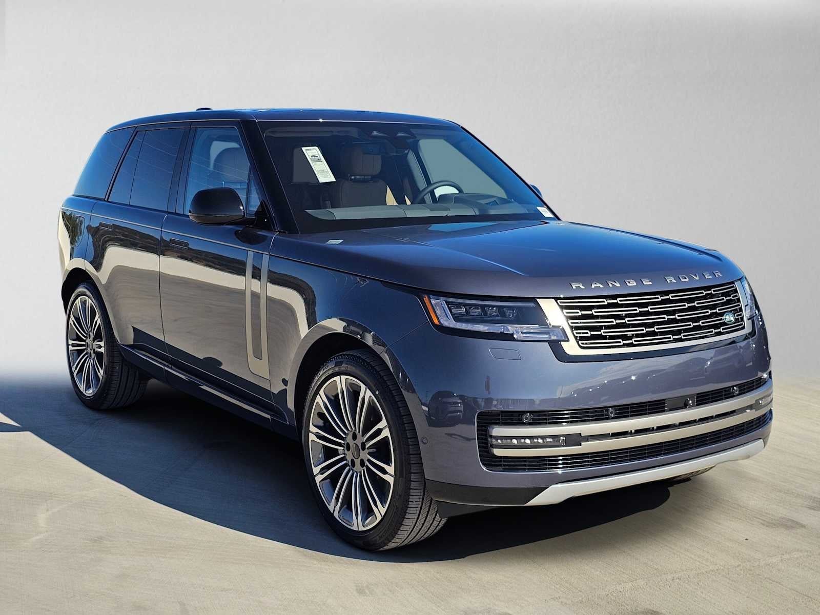 2026 Land Rover Range Rover SE