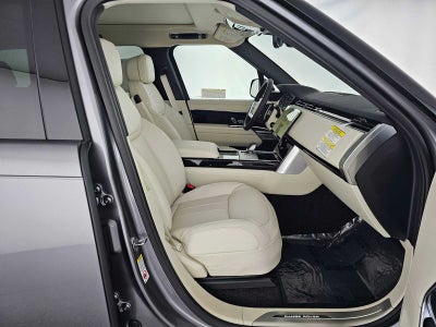 2026 Land Rover Range Rover SE