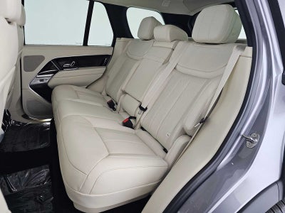 2026 Land Rover Range Rover SE