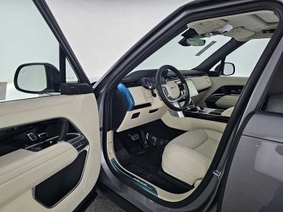 2026 Land Rover Range Rover SE