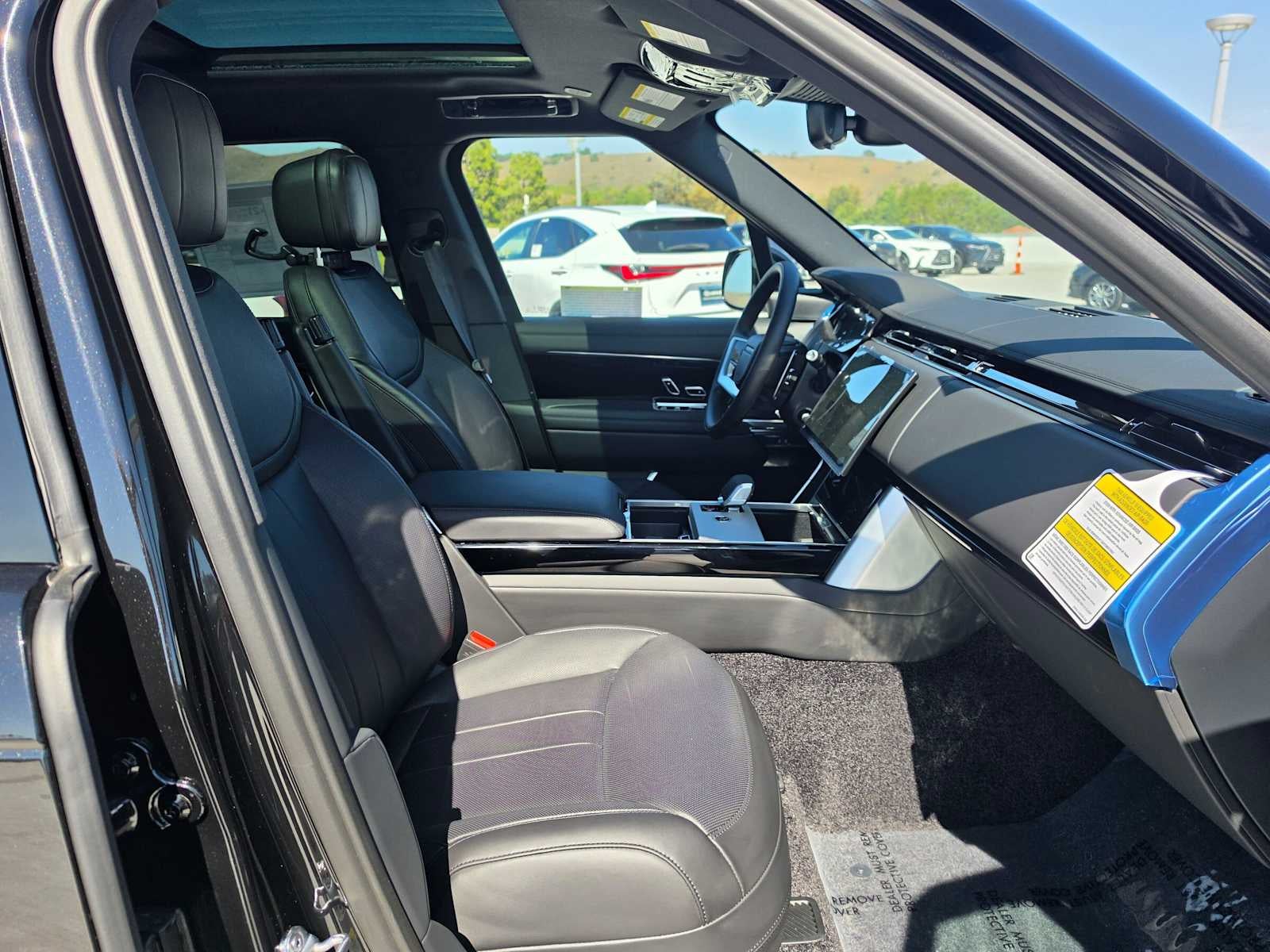 2026 Land Rover Range Rover SE