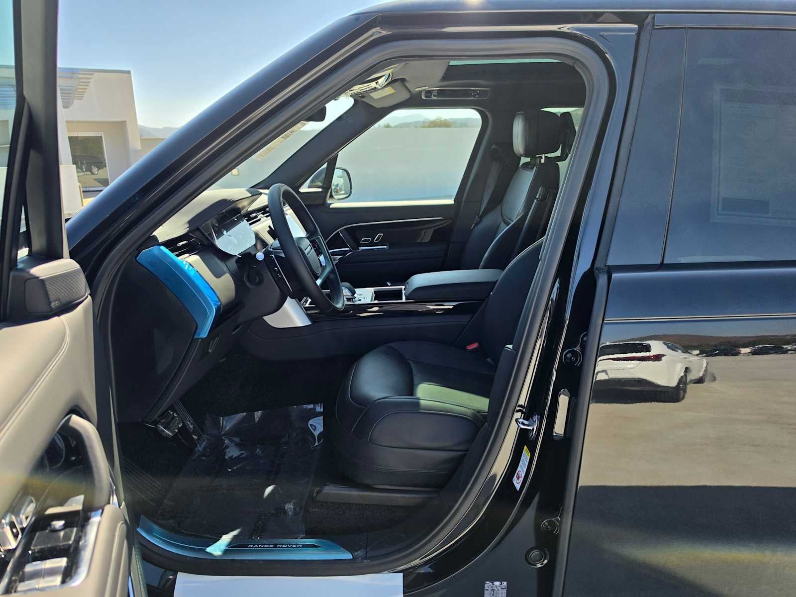 2026 Land Rover Range Rover SE