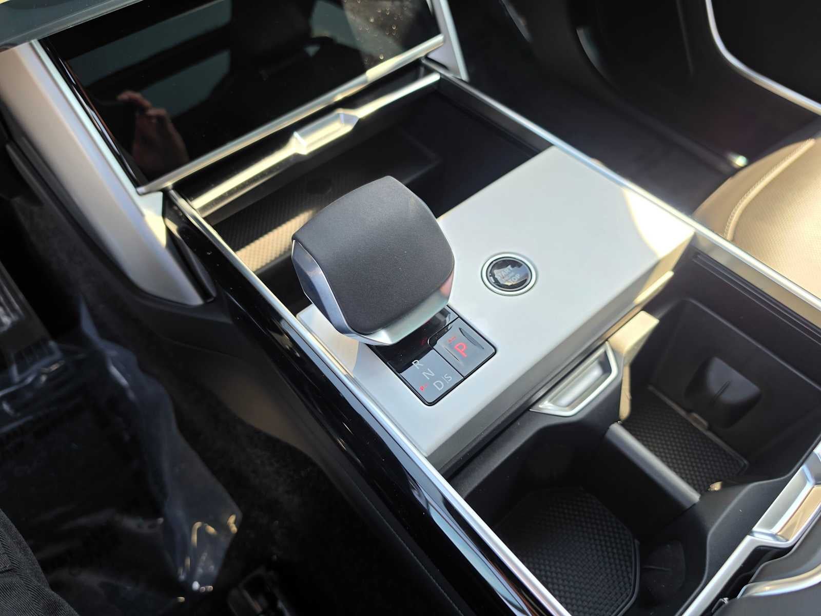 2026 Land Rover Range Rover SE