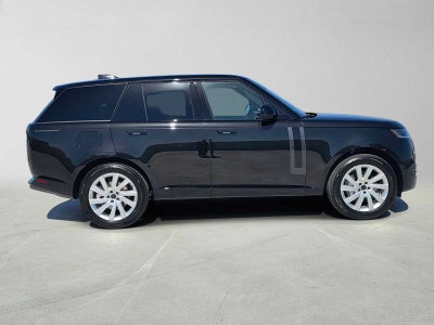2026 Land Rover Range Rover SE