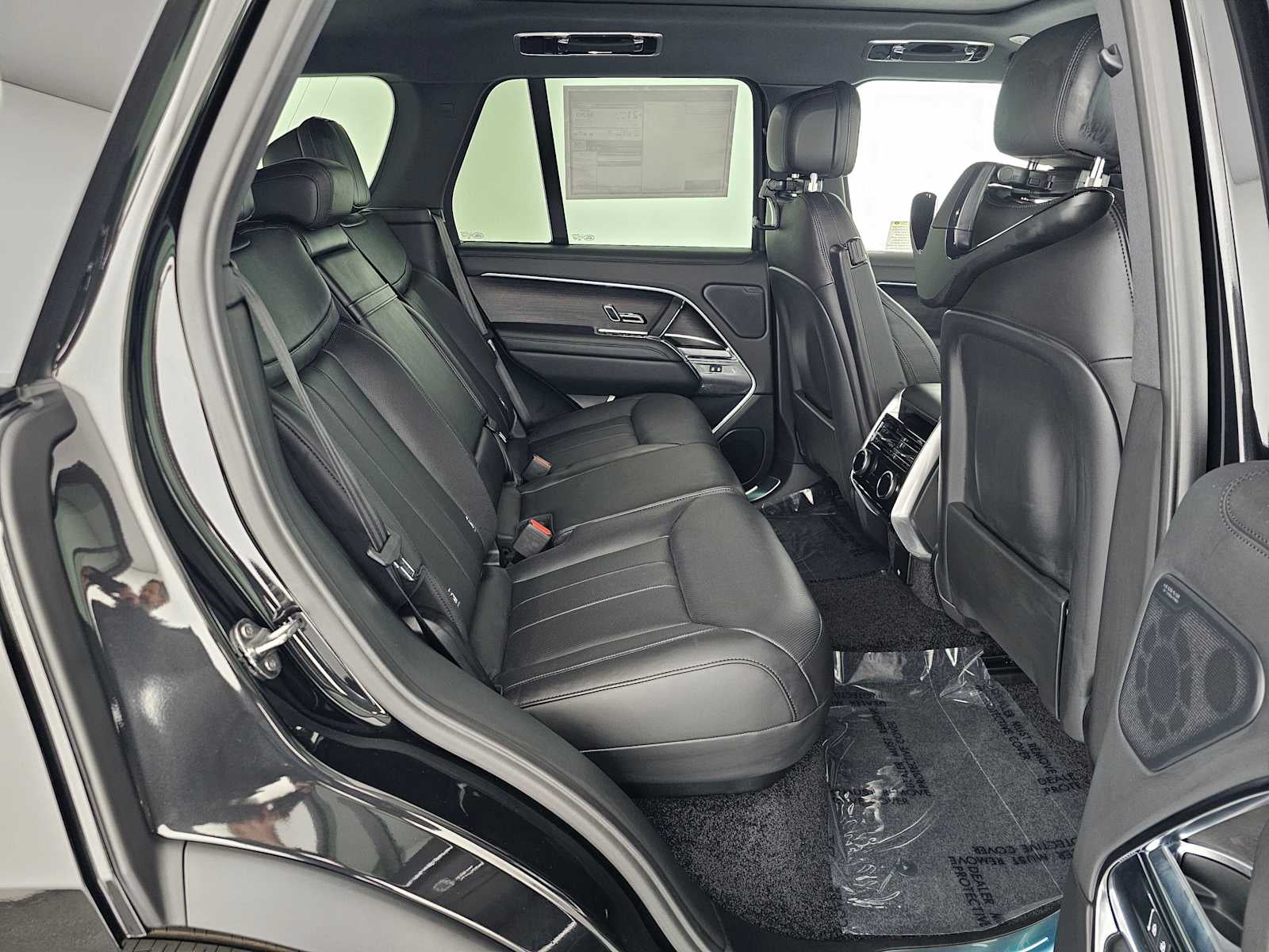 2026 Land Rover Range Rover SE
