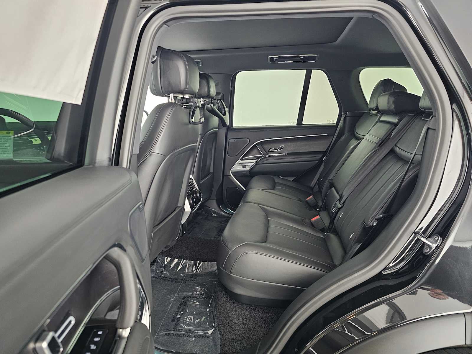 2026 Land Rover Range Rover SE