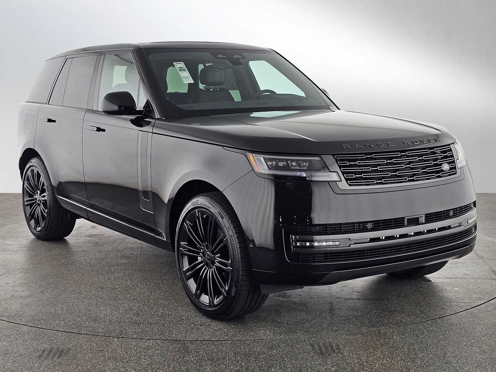 2026 Land Rover Range Rover SE