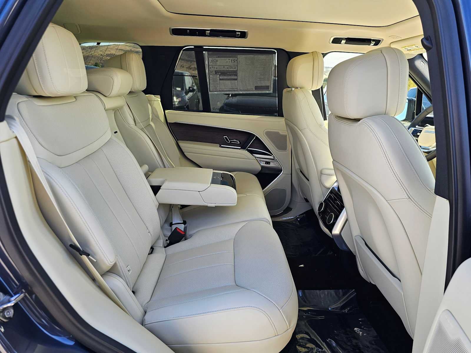 2026 Land Rover Range Rover SE