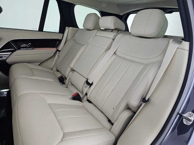 2026 Land Rover Range Rover SE