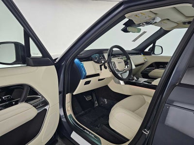 2026 Land Rover Range Rover SE