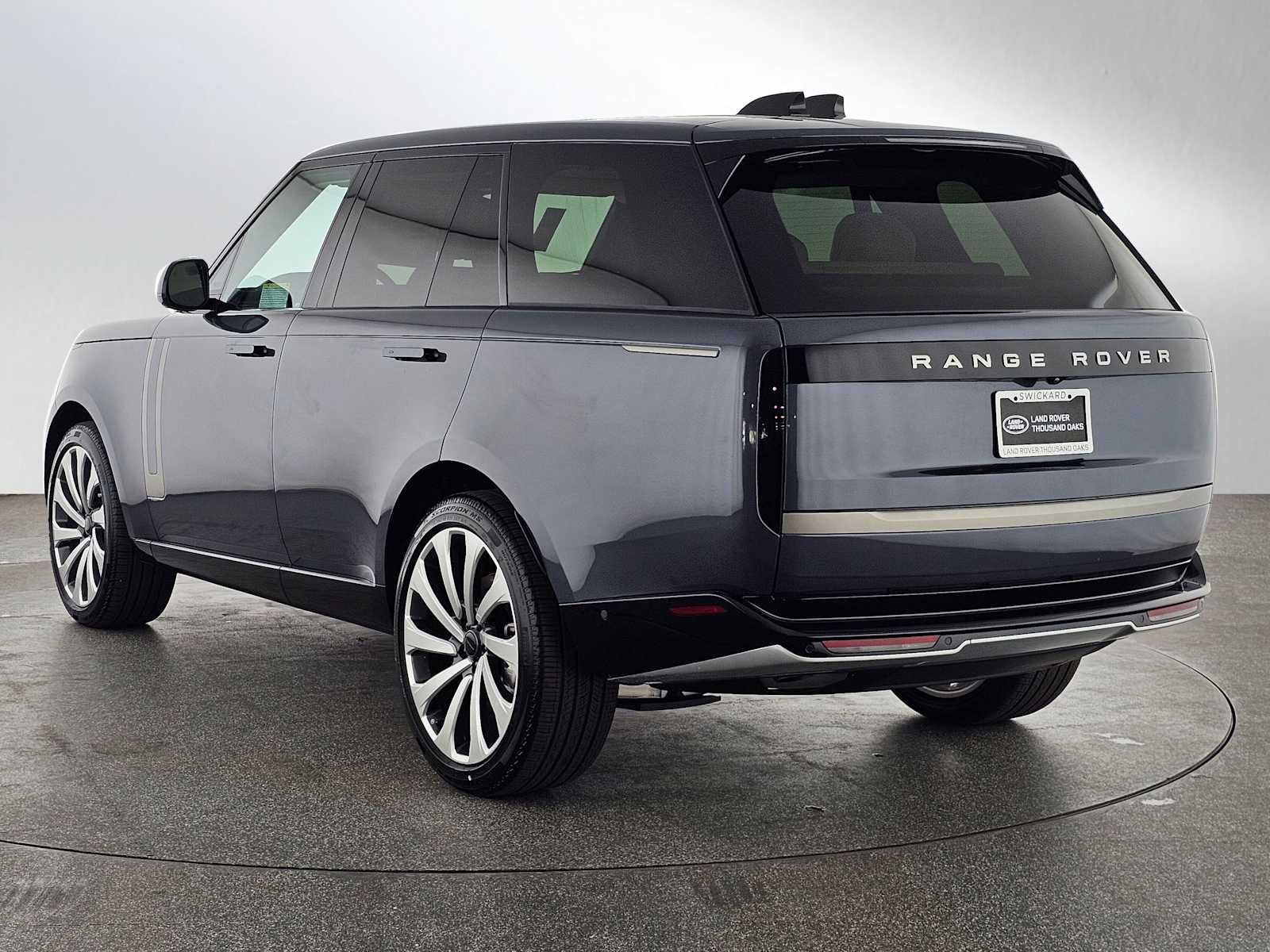 2026 Land Rover Range Rover SE