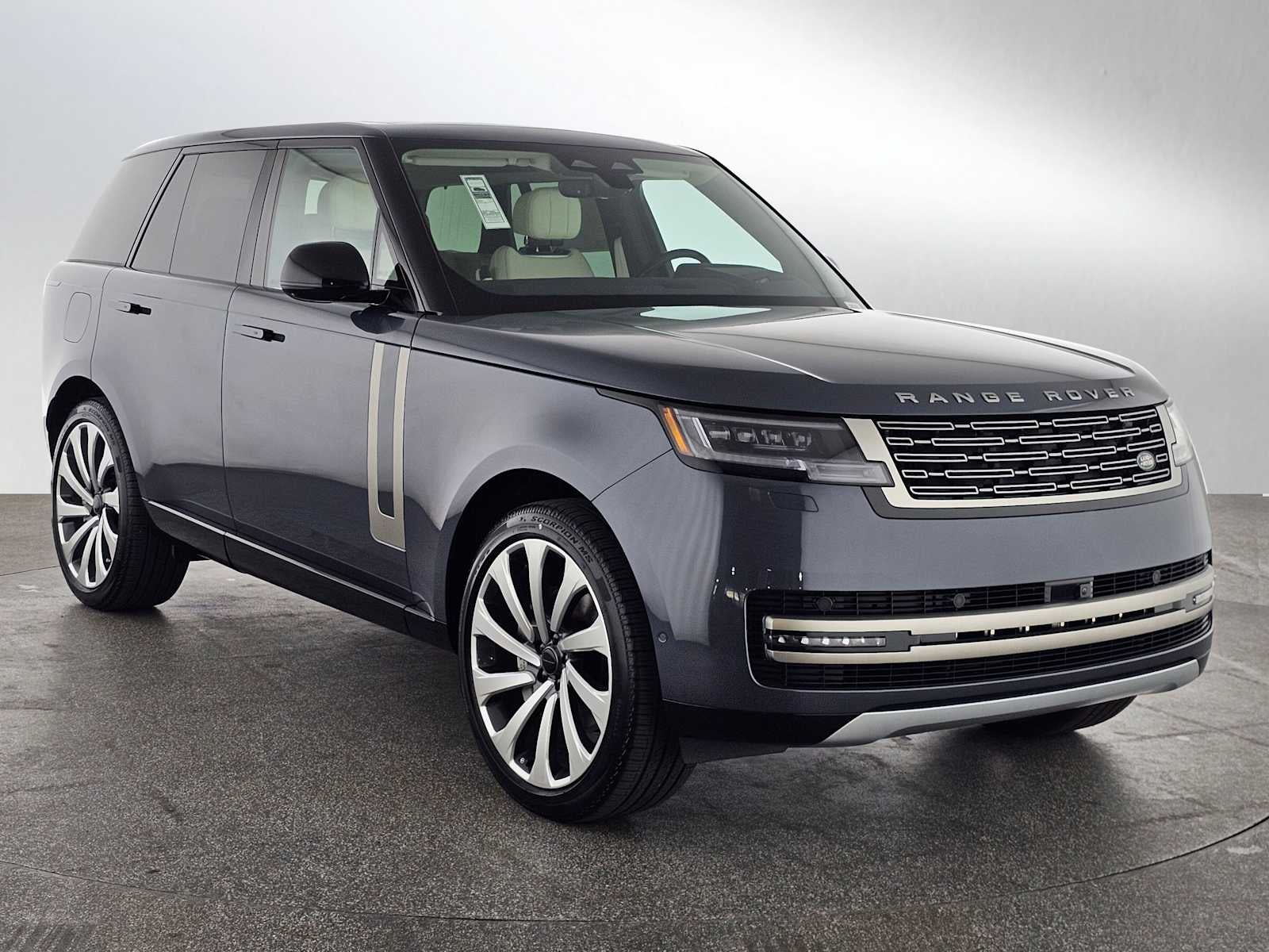 2026 Land Rover Range Rover SE