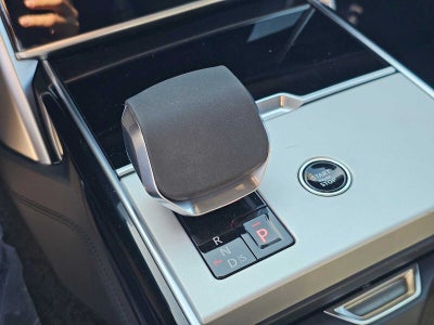 2026 Land Rover Range Rover SE
