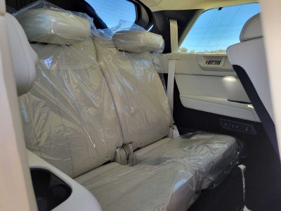 2026 Land Rover Range Rover SE