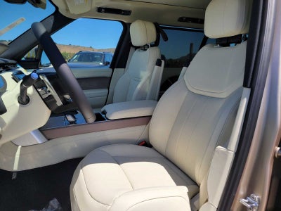2026 Land Rover Range Rover SE