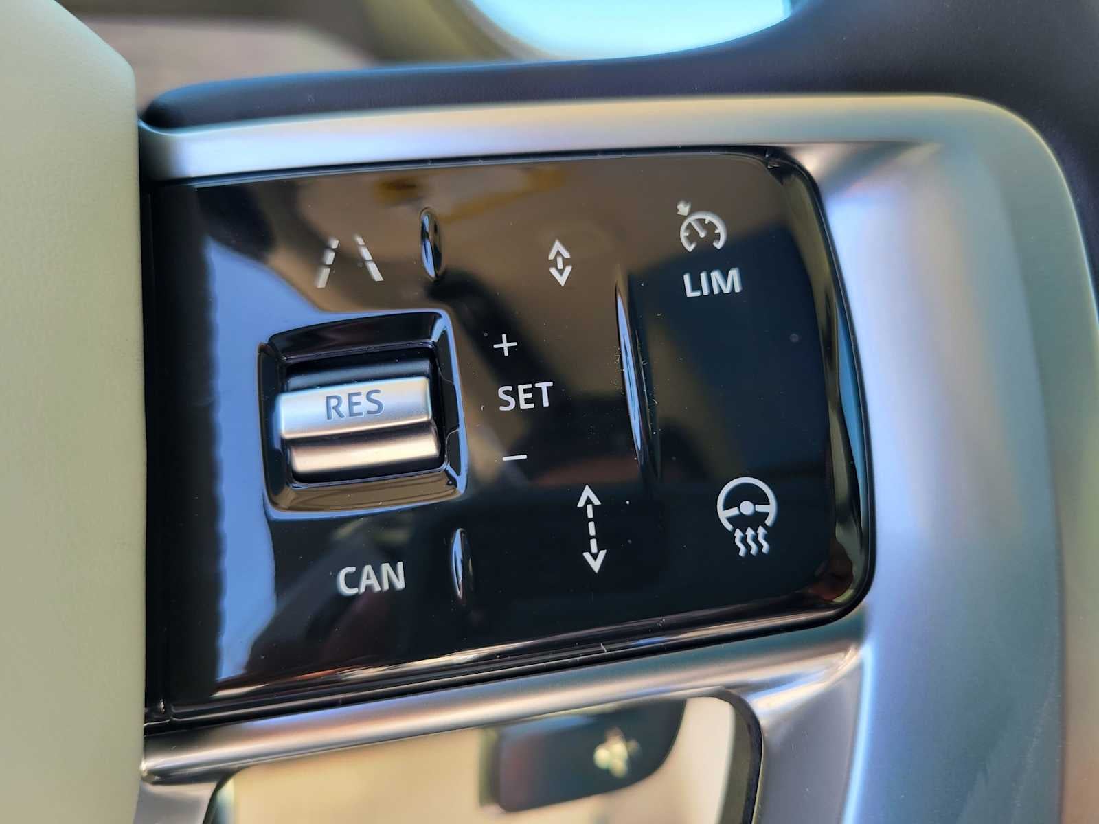 2026 Land Rover Range Rover SE