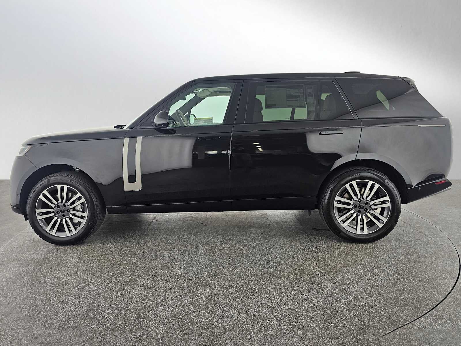 2026 Land Rover Range Rover SE