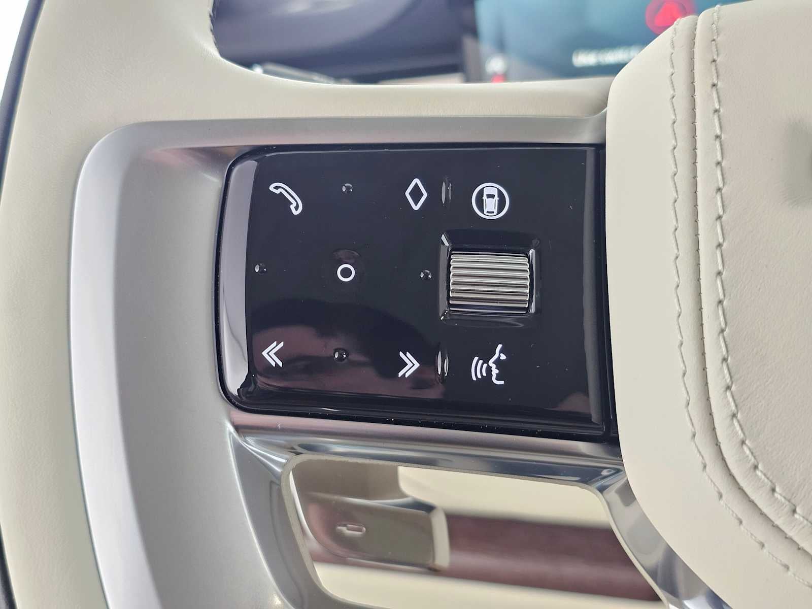 2026 Land Rover Range Rover SE