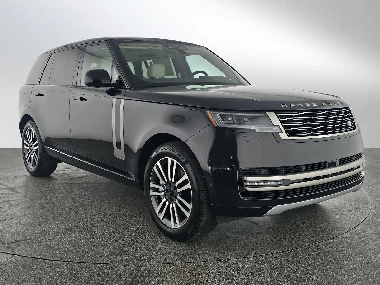 2026 Land Rover Range Rover SE