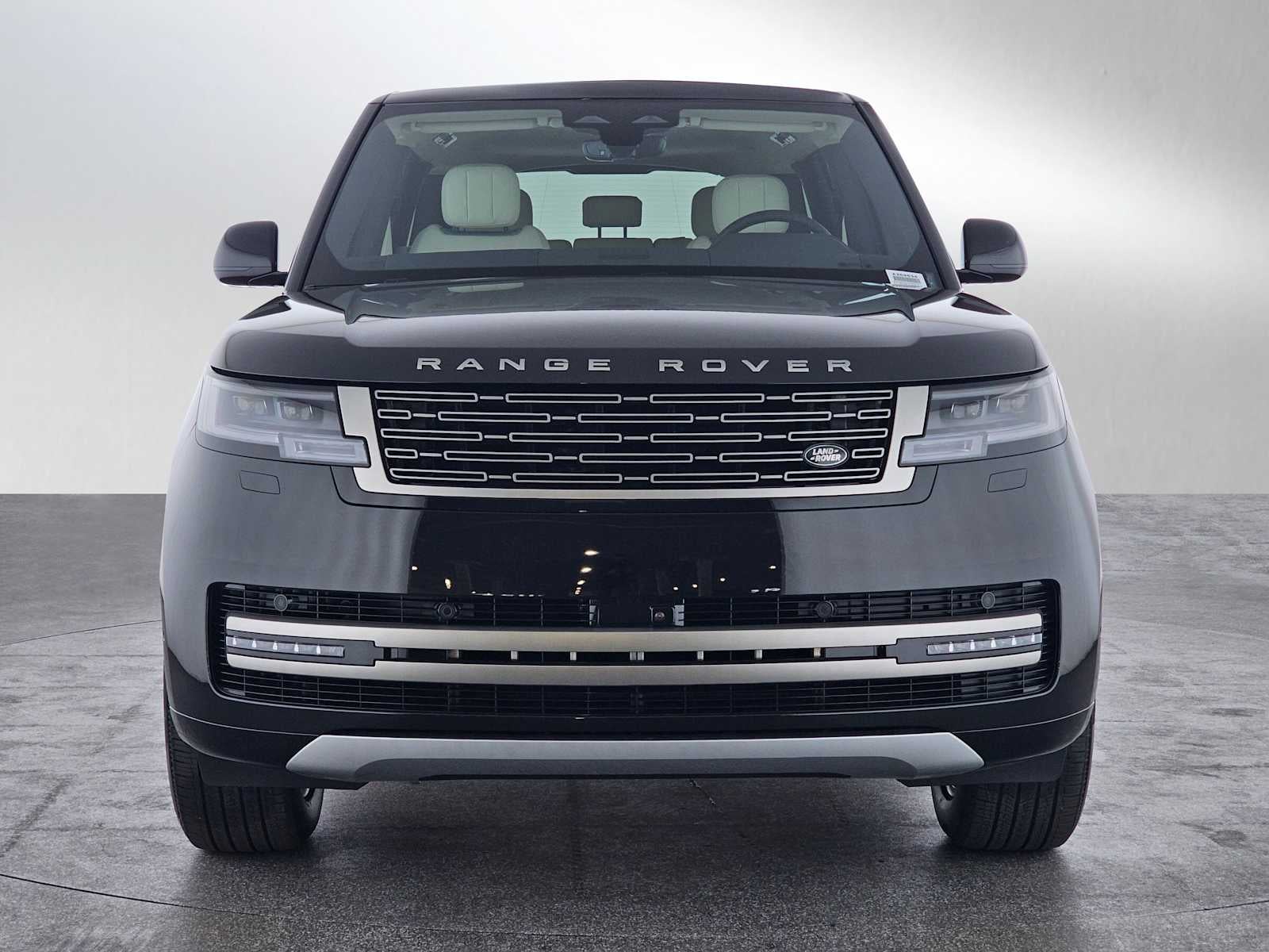 2026 Land Rover Range Rover SE