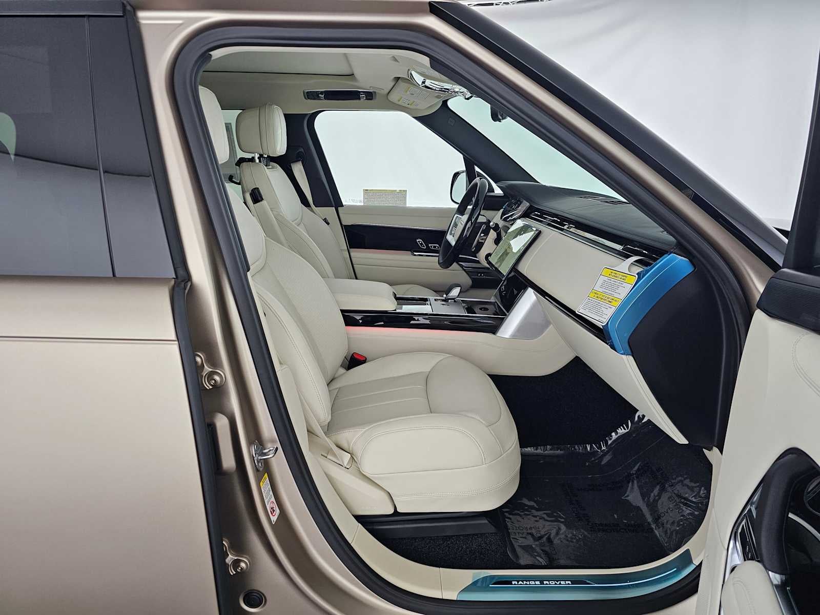 2026 Land Rover Range Rover SE