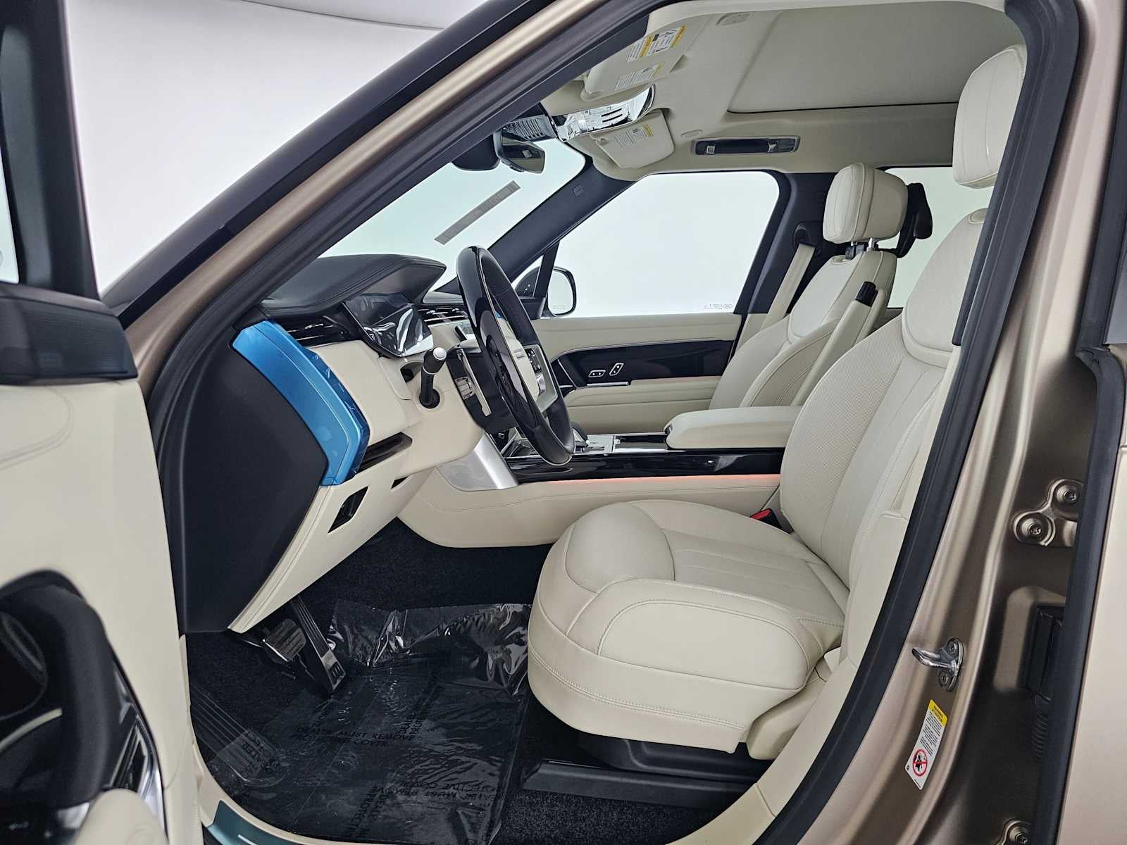 2026 Land Rover Range Rover SE