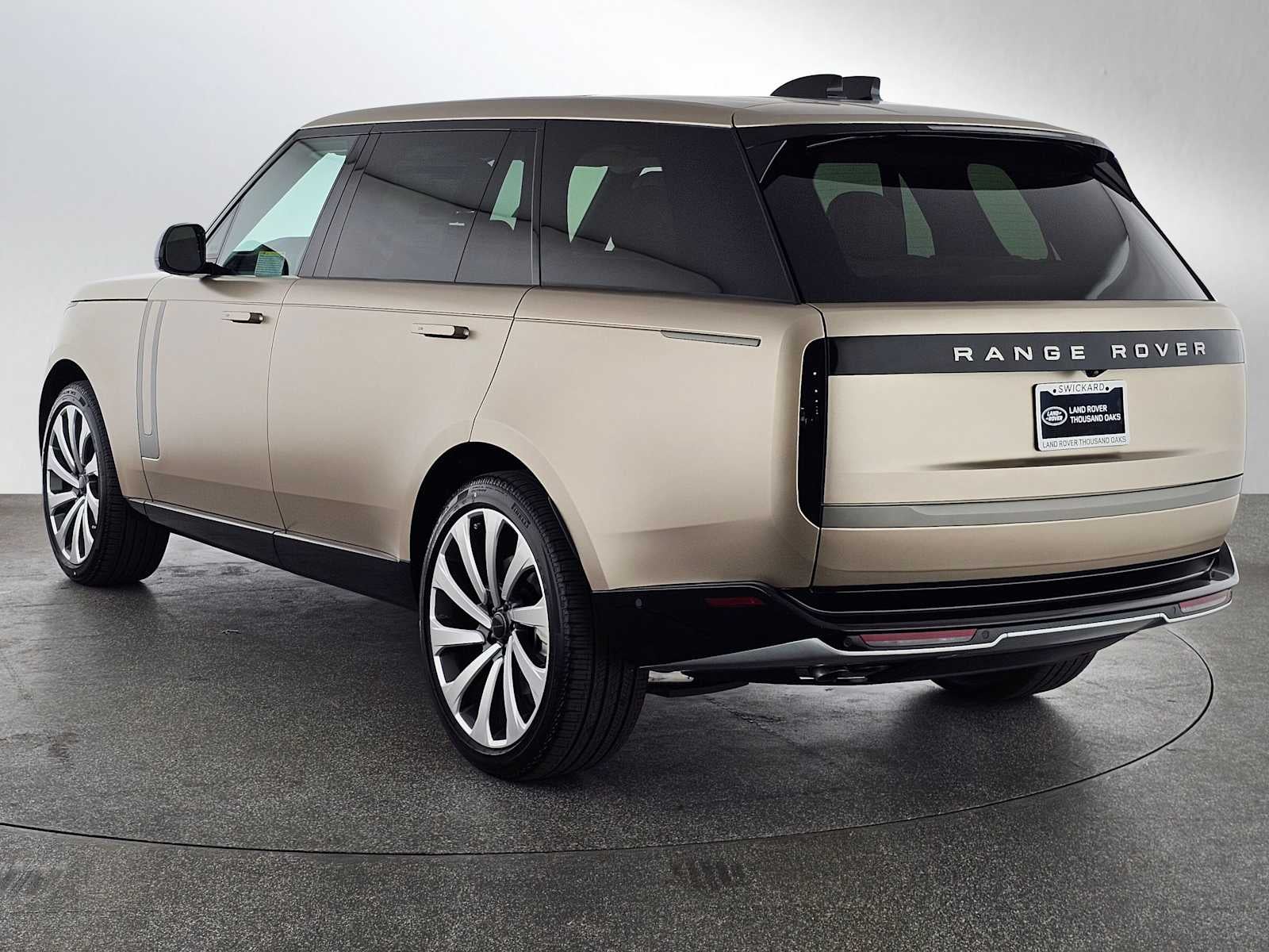 2026 Land Rover Range Rover SE