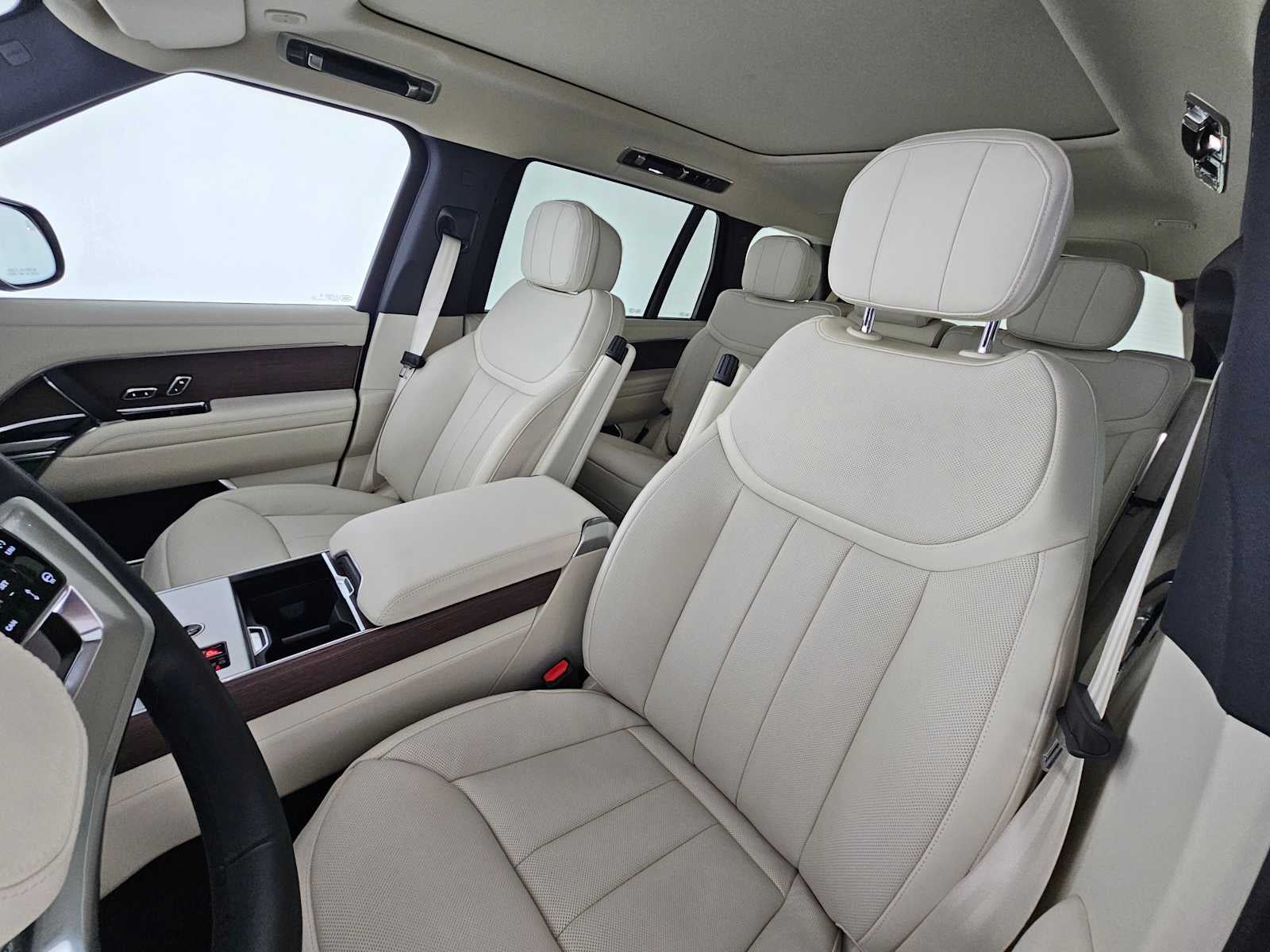 2026 Land Rover Range Rover SE