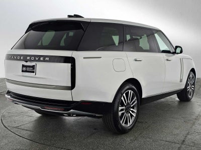 2026 Land Rover Range Rover SE