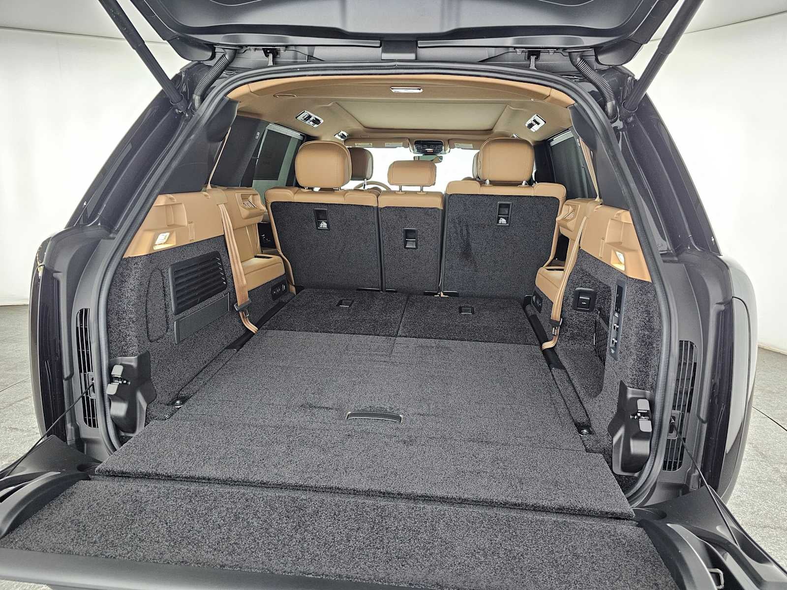 2026 Land Rover Range Rover SE