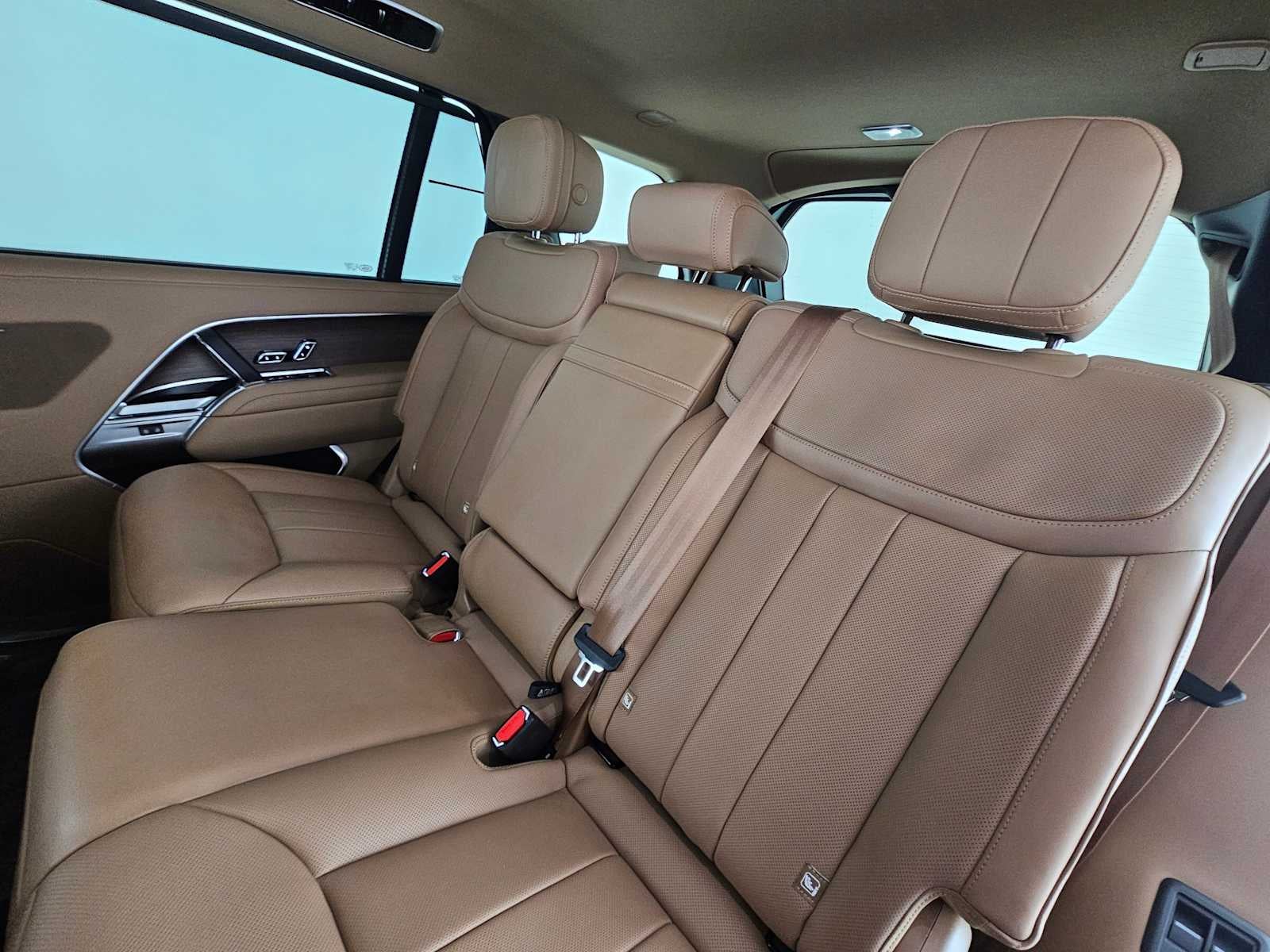 2026 Land Rover Range Rover SE