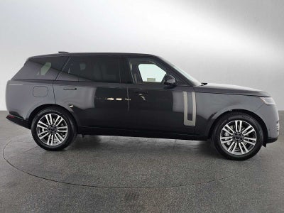 2026 Land Rover Range Rover SE