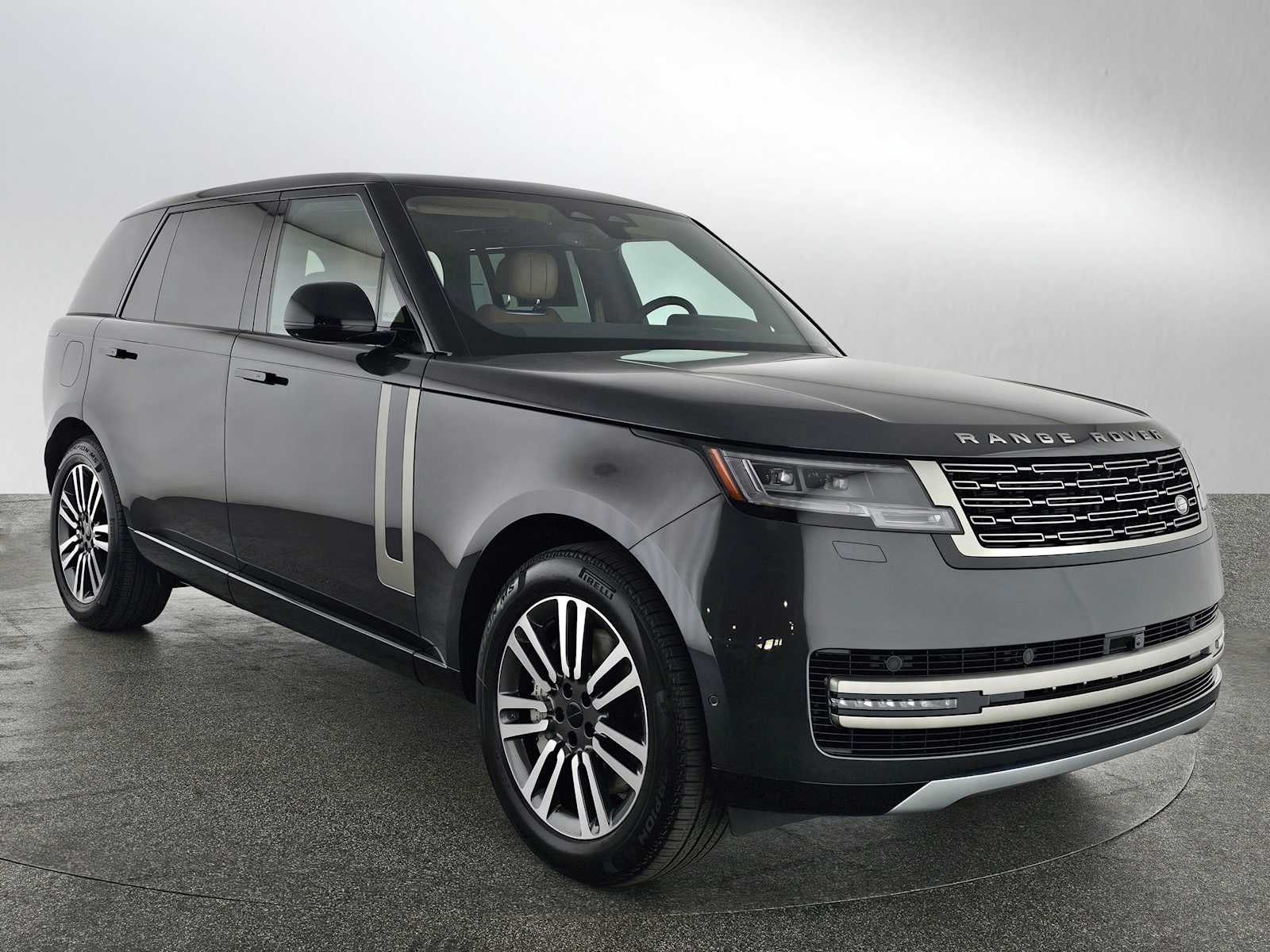 2026 Land Rover Range Rover SE