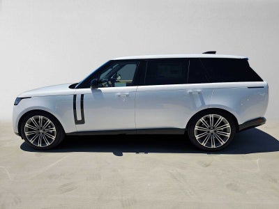 2025 Land Rover Range Rover SE