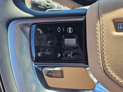 2025 Land Rover Range Rover SE