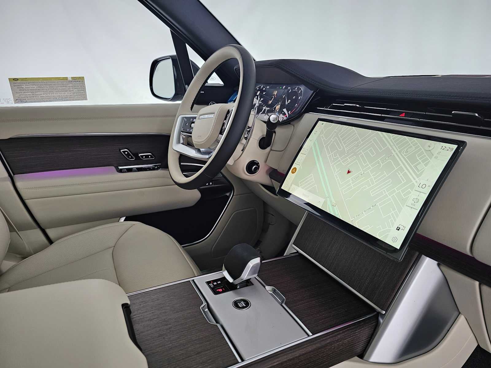 2026 Land Rover Range Rover SE