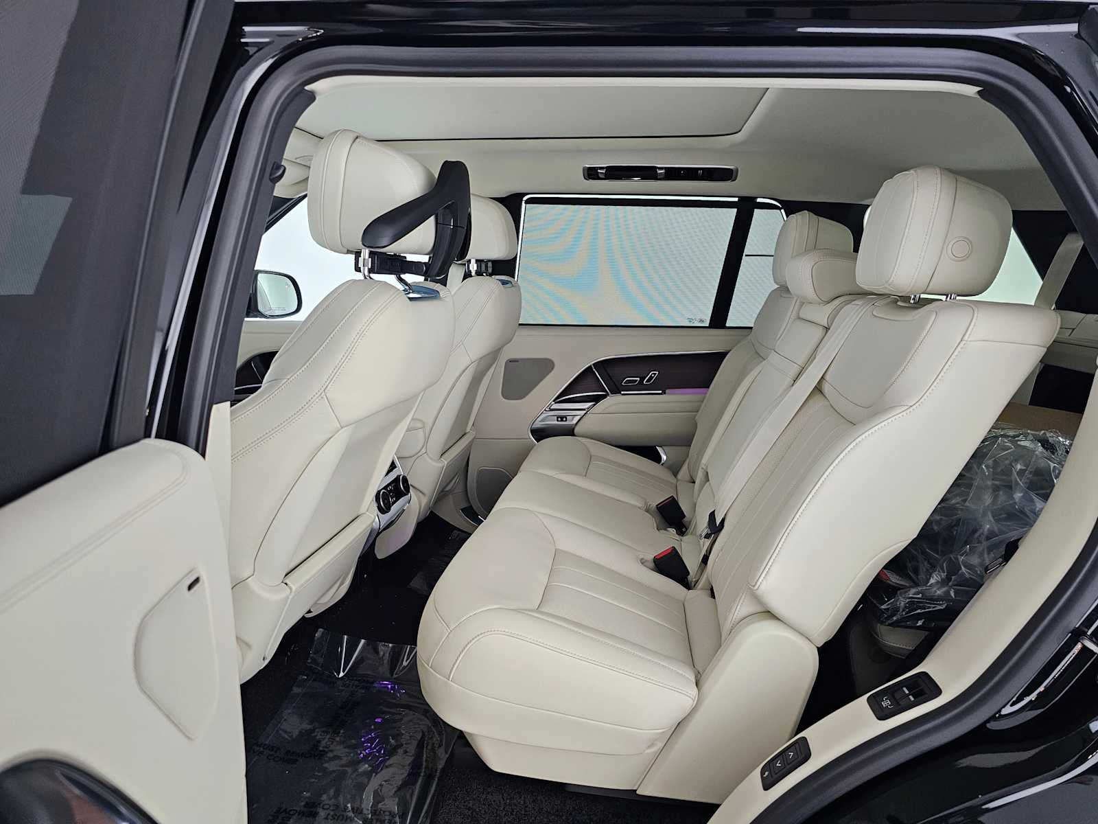 2026 Land Rover Range Rover SE