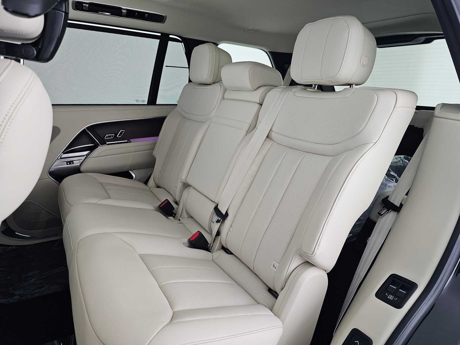 2026 Land Rover Range Rover SE