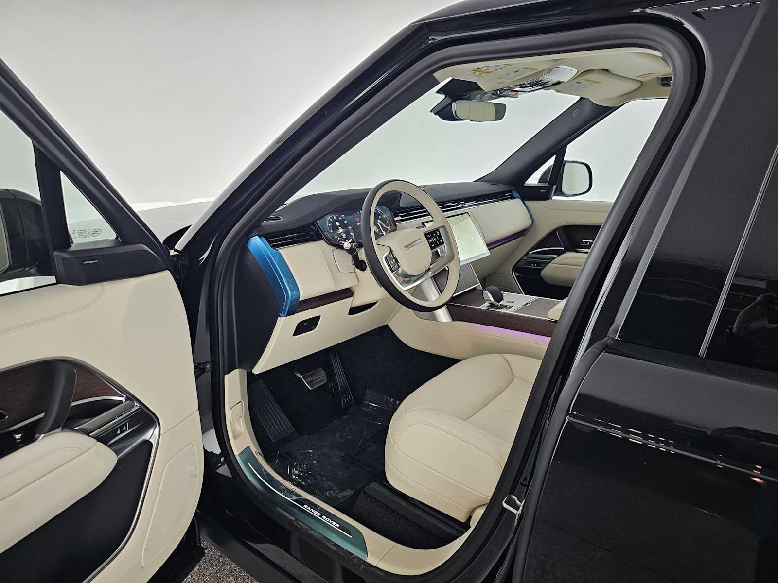 2026 Land Rover Range Rover SE