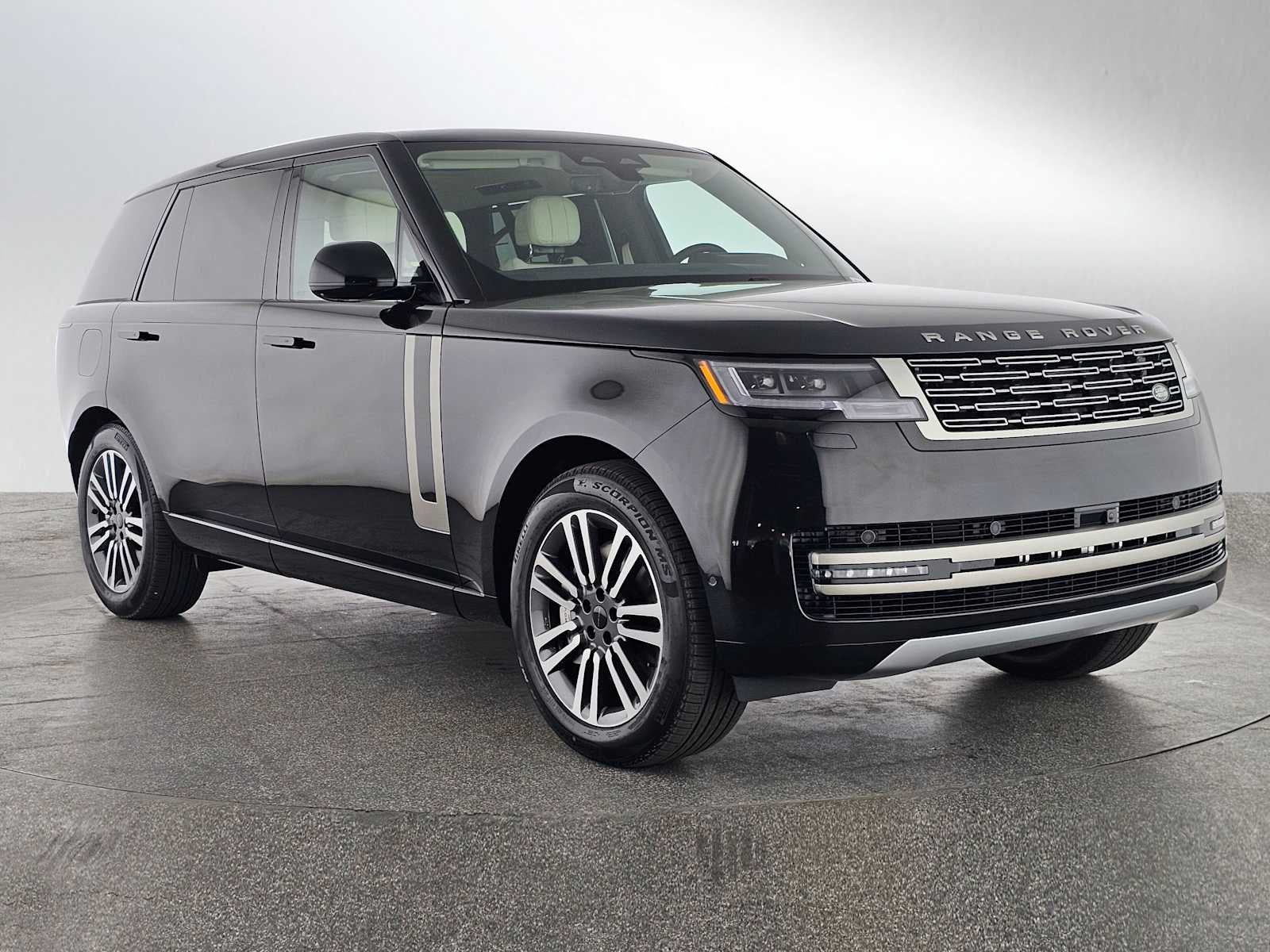 2026 Land Rover Range Rover SE