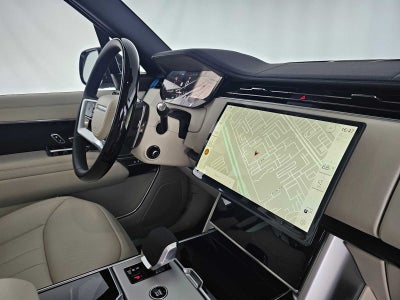 2026 Land Rover Range Rover SE