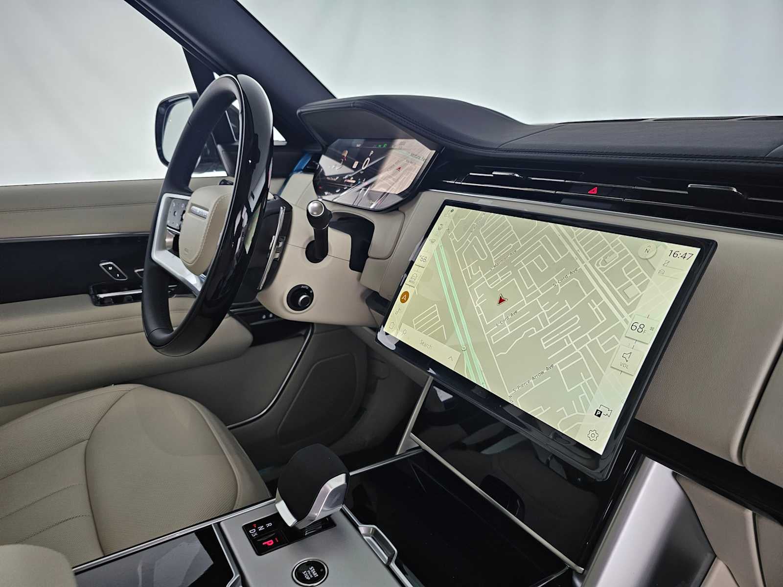 2026 Land Rover Range Rover SE